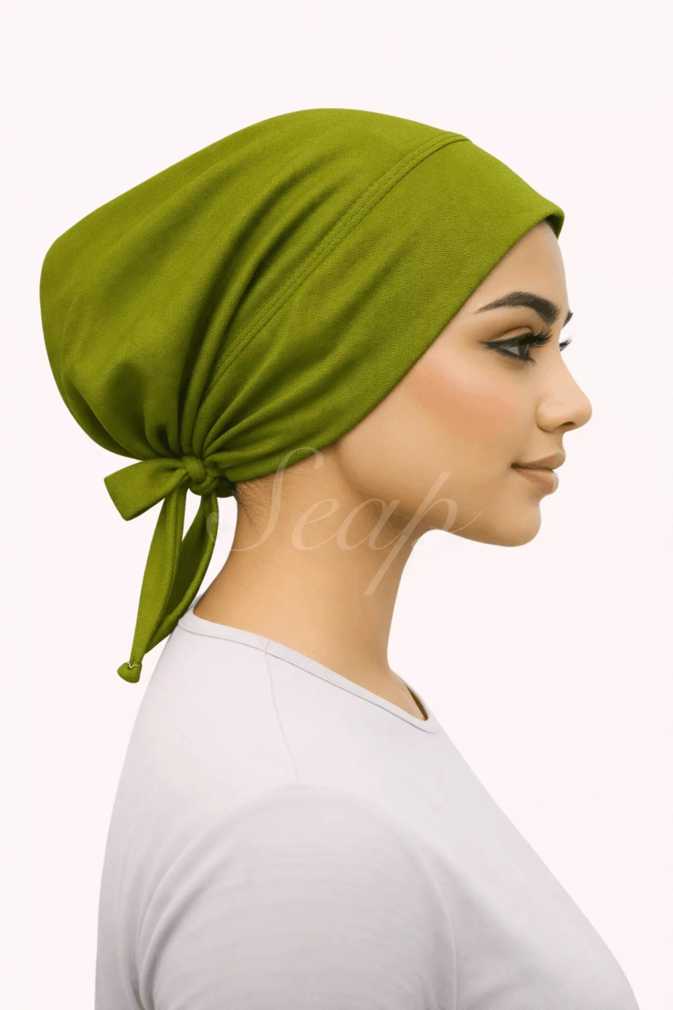 Knot Cap - Parrot Green