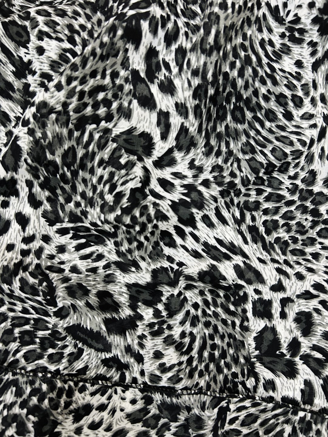Premium Georgette Hijab – Monochrome Leopard