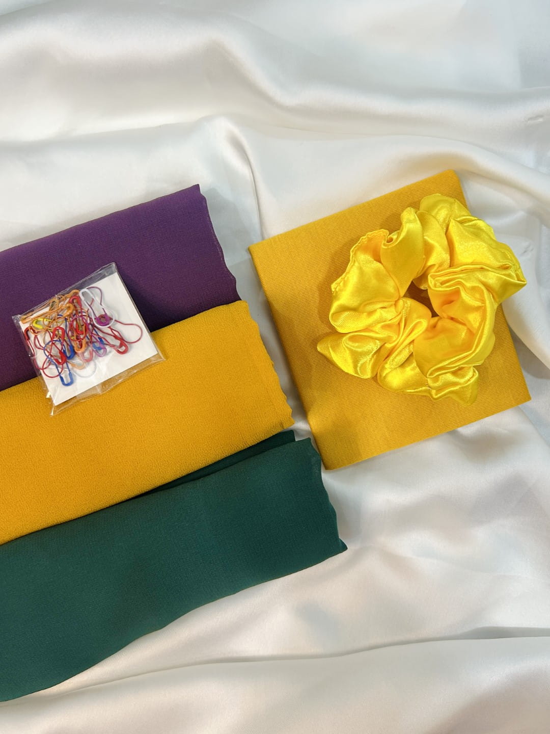 Deal  – 3 Chiffon Georgette Premium Hijabs + Tube Cap + Pearl Pins + Scrunchie Set