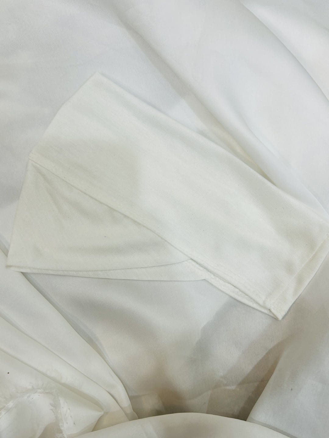 Irani Band - White